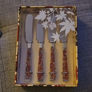 Set of 4 Beaded Cheese Spreaders